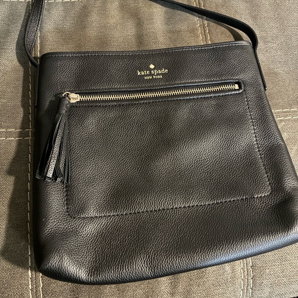 kate spade Handbags - Kate Spade Black Leather Messenger Bag